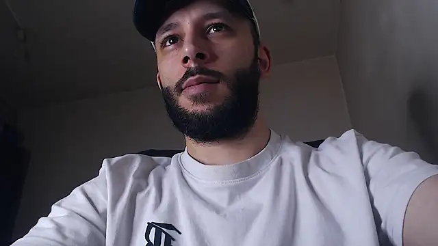 henryaxe online show from 06/19/26, 01:15