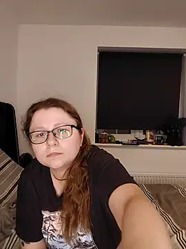 Snapshot of Kiarassecrets chatting on 03/23/26, 08:57 Kiarassecrets online show from 03/23/26, 08:57