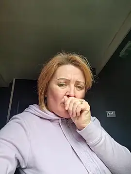 Snapshot of lady_charlyne chatting on 03/25/26, 03:29 lady charlyne online show from 03/25/26, 03:29