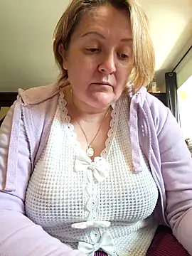 Snapshot of lady_charlyne chatting on 05/07/26, 11:59 lady charlyne online show from 05/07/26, 11:59