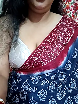 Priya Boudi online show from 04/28/26, 06:24