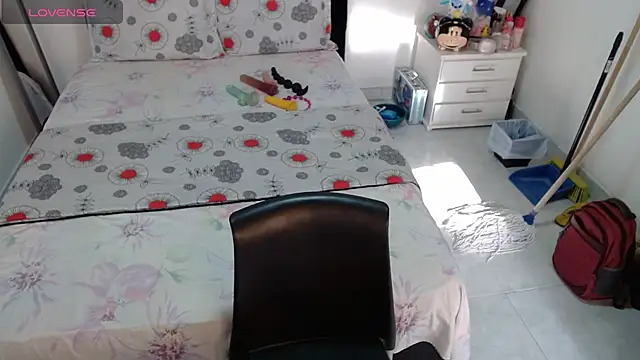 soniafuckboobs online show from 04/27/26, 12:25