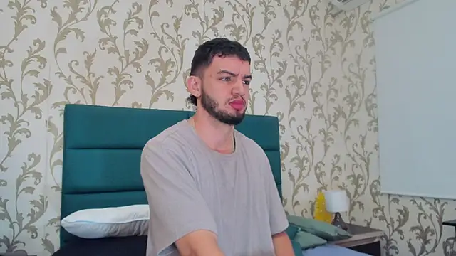 Michael magno online show from 12/23/24, 12:30