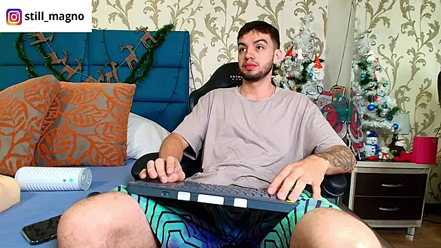 Michael magno online show from 12/04/25, 12:25