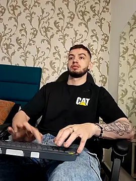 Snapshot of Michael_magno chatting on 05/25/26, 11:16 Michael magno online show from 05/25/26, 11:16