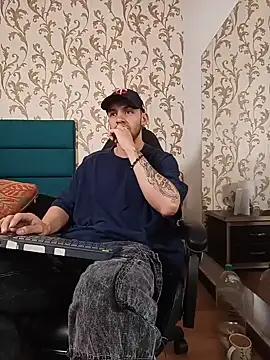 Michael magno online show from 07/08/26, 10:09