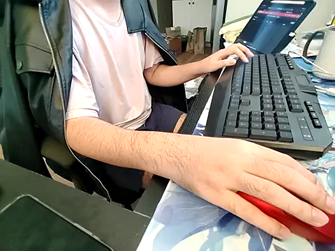 Snapshot of match113 chatting on 10/11/25, 04:16 match113 online show from 10/11/25, 04:16