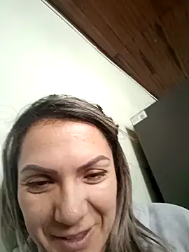 Snapshot of Chantal_hott chatting on 09/10/25, 05:24 Chantal hott online show from 09/10/25, 05:24