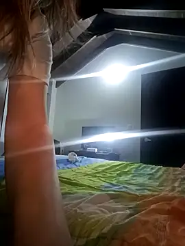 Snapshot of Chantal_hott chatting on 10/28/25, 02:15 Chantal hott online show from 10/28/25, 02:15