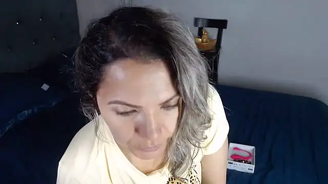 Chantal hott online show from 05/30/26, 03:31