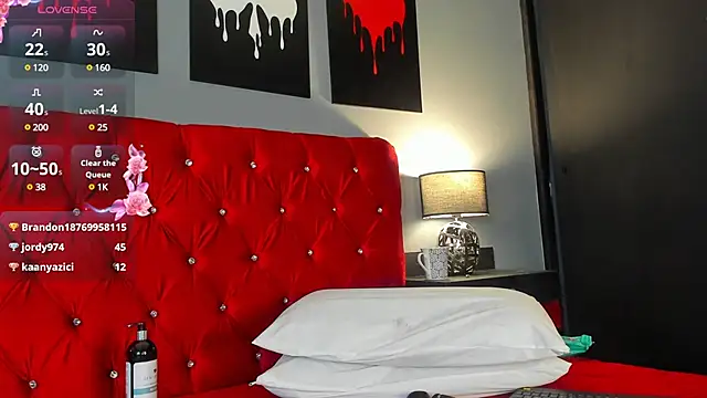 Salome Villa online show from 12/11/24, 12:44