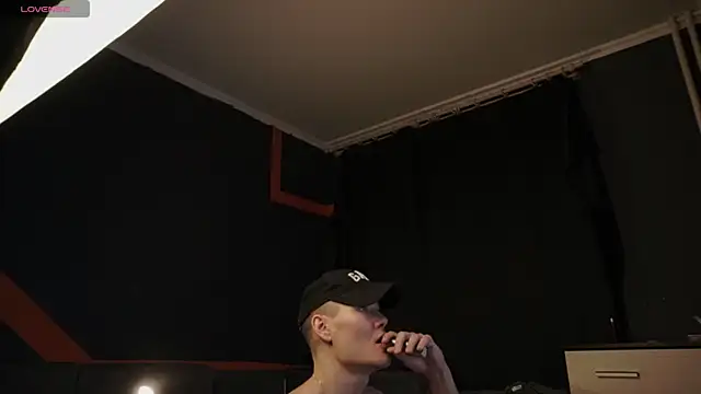 Snapshot of RODARRI chatting on 01/14/26, 07:30 RODARRI online show from 01/14/26, 07:30