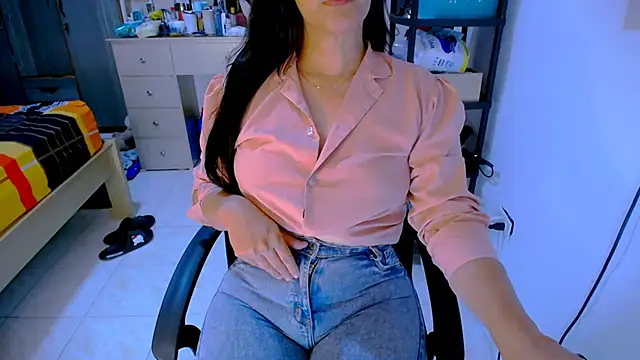 BitterMomXxx online show from 05/31/26, 04:31