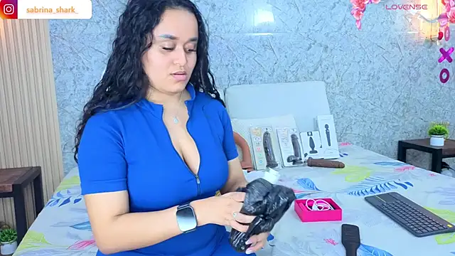 sabrina shark  online show from 02/03/26, 03:26