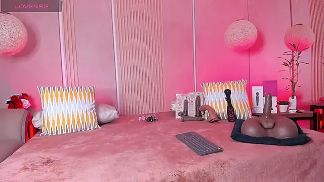 sabrina shark  online show from 03/16/26, 05:44