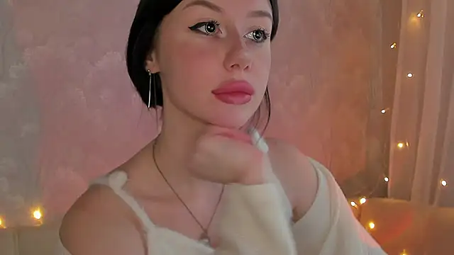 Snapshot of elena_addiction chatting on 12/09/24, 07:39 elena addiction online show from 12/09/24, 07:39