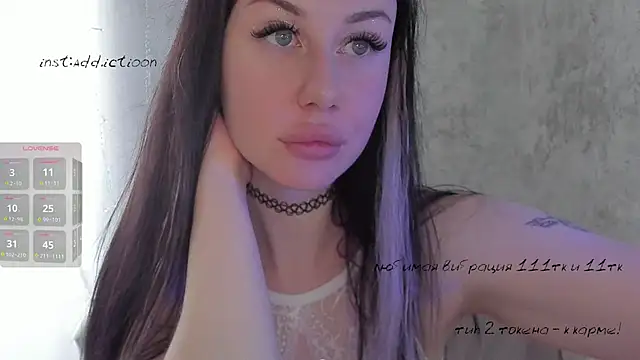 Snapshot of elena_addiction chatting on 03/22/25, 04:56 elena addiction online show from 03/22/25, 04:56