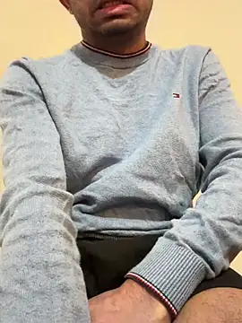 Snapshot of rhuh3991 chatting on 12/25/24, 10:06 rhuh3991 online show from 12/25/24, 10:06