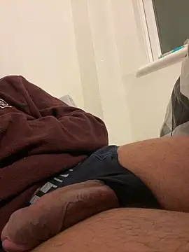 Snapshot of rhuh3991 chatting on 01/08/25, 06:20 rhuh3991 online show from 01/08/25, 06:20