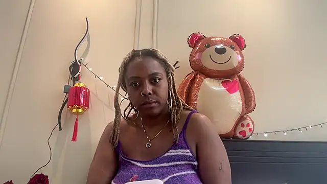 ChocolateCakeQueen online show from 02/14/25, 09:10