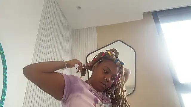 ChocolateCakeQueen online show from 02/24/25, 12:26