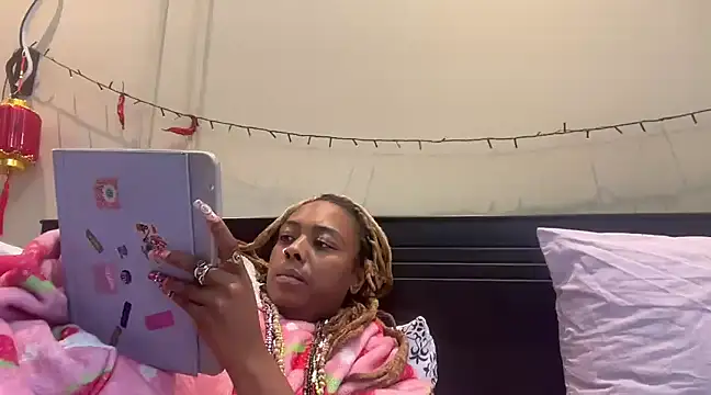 ChocolateCakeQueen online show from 03/16/25, 10:53