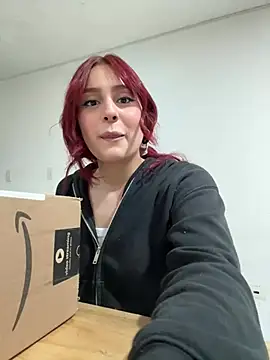 HazzelGray online show from 12/17/24, 10:32