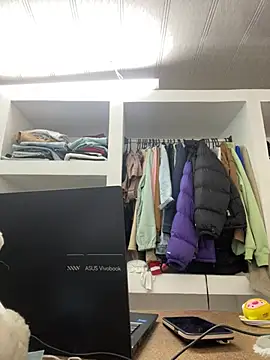 hannahb-e online show from 06/04/26, 04:35