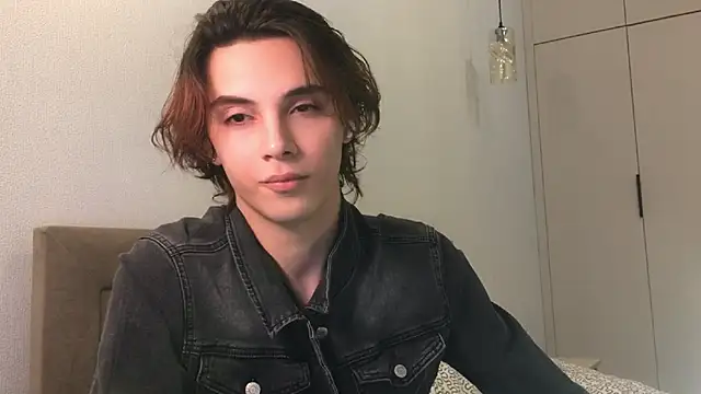 Snapshot of k0sta_ chatting on 01/16/25, 08:25 k0sta online show from 01/16/25, 08:25