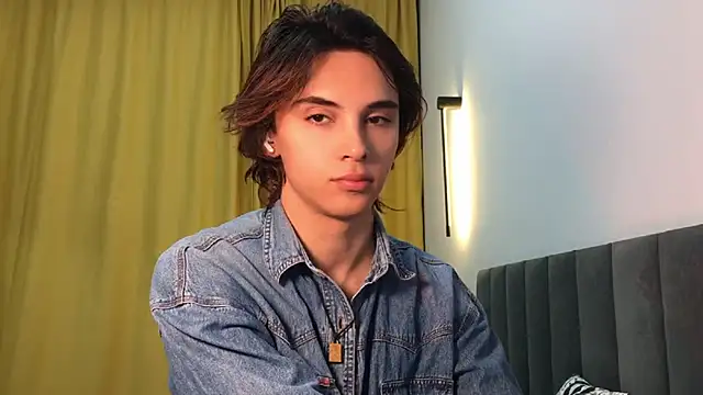 Snapshot of k0sta_ chatting on 01/21/25, 12:07 k0sta online show from 01/21/25, 12:07