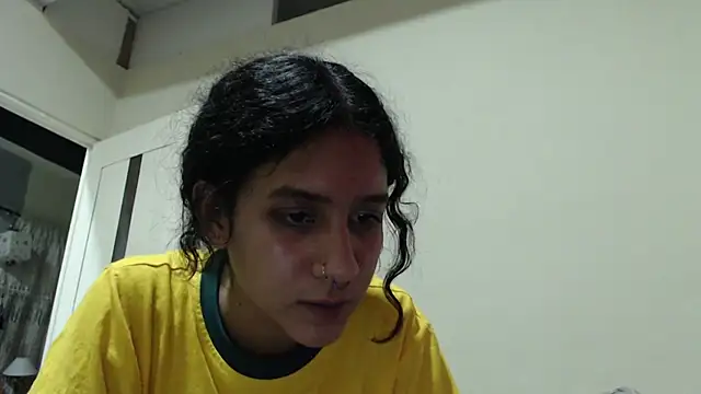 AlinaWoolf  online show from 05/16/26, 04:42