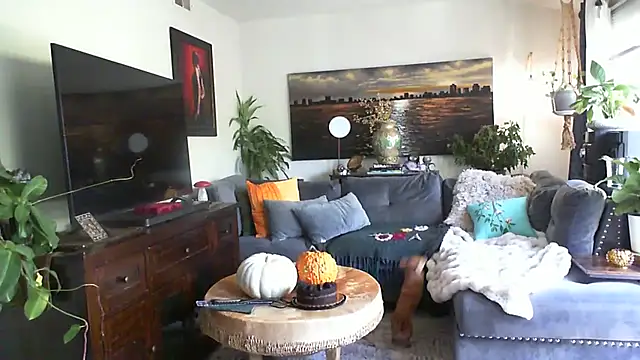 CeceilaMoon online show from 11/05/25, 04:51