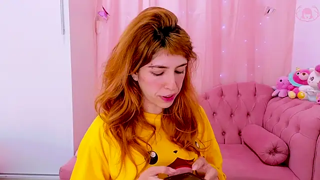 Snapshot of AuroraKatsy chatting on 09/16/25, 09:38 AuroraKatsy online show from 09/16/25, 09:38