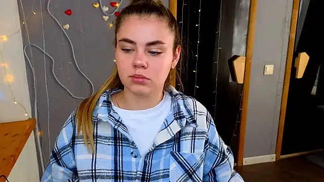 IsabellaBler online show from 09/21/25, 05:31