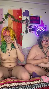 Snapshot of minervamidnite chatting on 04/10/26, 01:44 minervamidnite online show from 04/10/26, 01:44