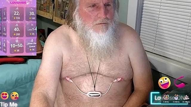 Snapshot of keithobrian_SC chatting on 11/30/25, 04:27 keithobrian SC online show from 11/30/25, 04:27