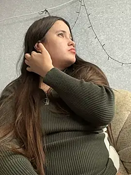 Snapshot of Angel__lika chatting on 02/12/25, 09:42 Angel  lika online show from 02/12/25, 09:42