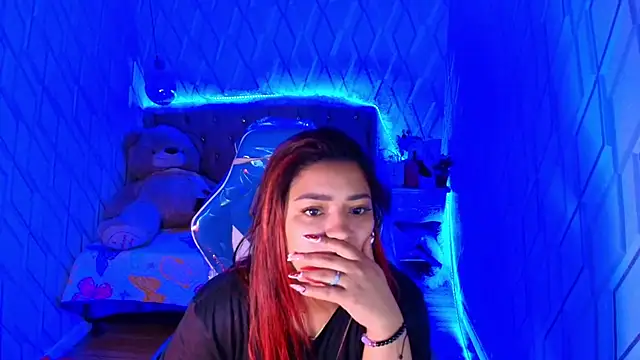 NicolleTaylor online show from 11/28/25, 03:53