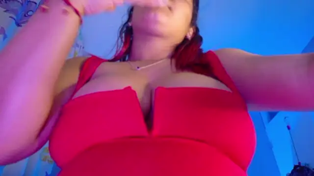 NicolleTaylor online show from 06/12/26, 04:00