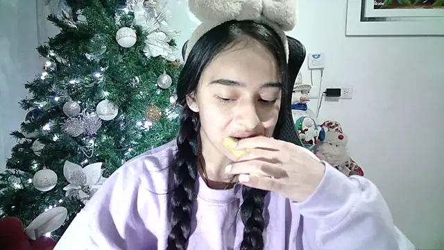 Snapshot of aineangeel chatting on 12/04/24, 03:37 aineangeel online show from 12/04/24, 03:37