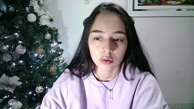 Snapshot of aineangeel chatting on 12/30/24, 02:53 aineangeel online show from 12/30/24, 02:53