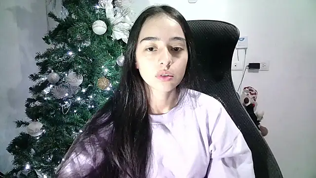 Snapshot of aineangeel chatting on 02/17/25, 11:53 aineangeel online show from 02/17/25, 11:53