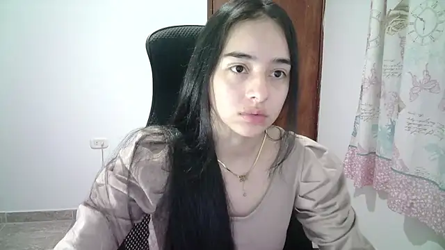 Snapshot of aineangeel chatting on 03/11/25, 12:11 aineangeel online show from 03/11/25, 12:11