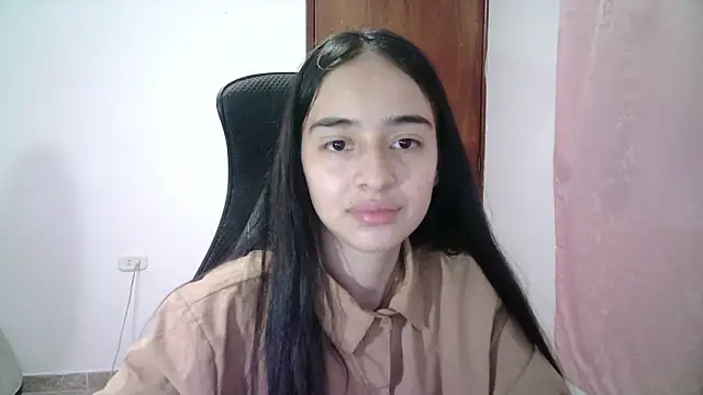 Snapshot of aineangeel chatting on 03/20/25, 03:45 aineangeel online show from 03/20/25, 03:45