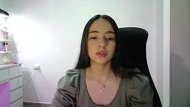 Snapshot of aineangeel chatting on 11/20/25, 12:22 aineangeel online show from 11/20/25, 12:22