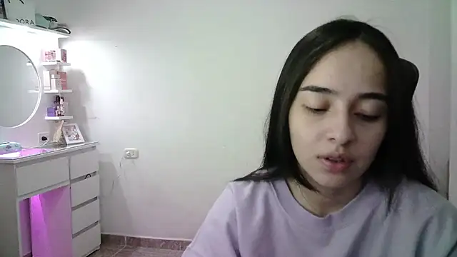 Snapshot of aineangeel chatting on 01/09/26, 12:13 aineangeel online show from 01/09/26, 12:13