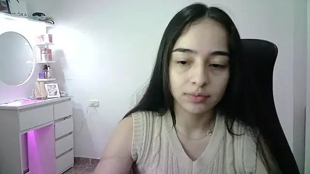 Snapshot of aineangeel chatting on 01/12/26, 12:49 aineangeel online show from 01/12/26, 12:49