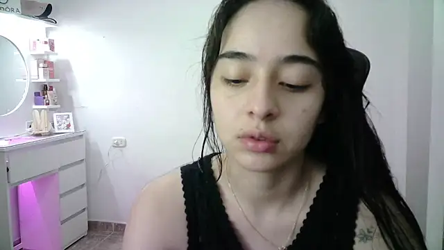 Snapshot of aineangeel chatting on 02/09/26, 11:42 aineangeel online show from 02/09/26, 11:42