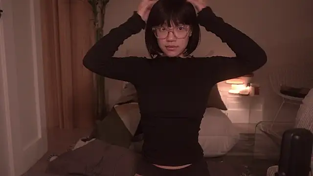 Snapshot of meganmei666 chatting on 01/26/25, 02:24 meganmei666 online show from 01/26/25, 02:24
