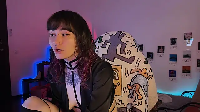deadlysweet online show from 05/07/26, 01:44